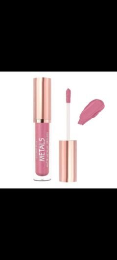 lip gloss