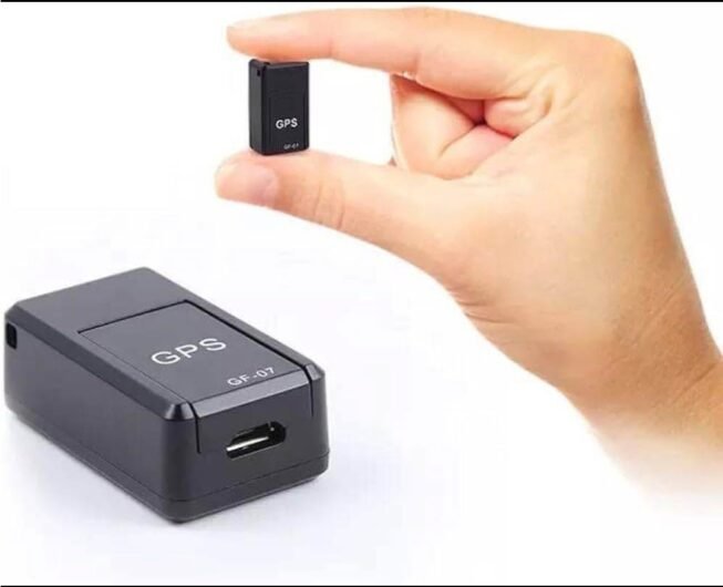 🛰️ Smart GPS Tracker with Voice Callback – 1 Pc